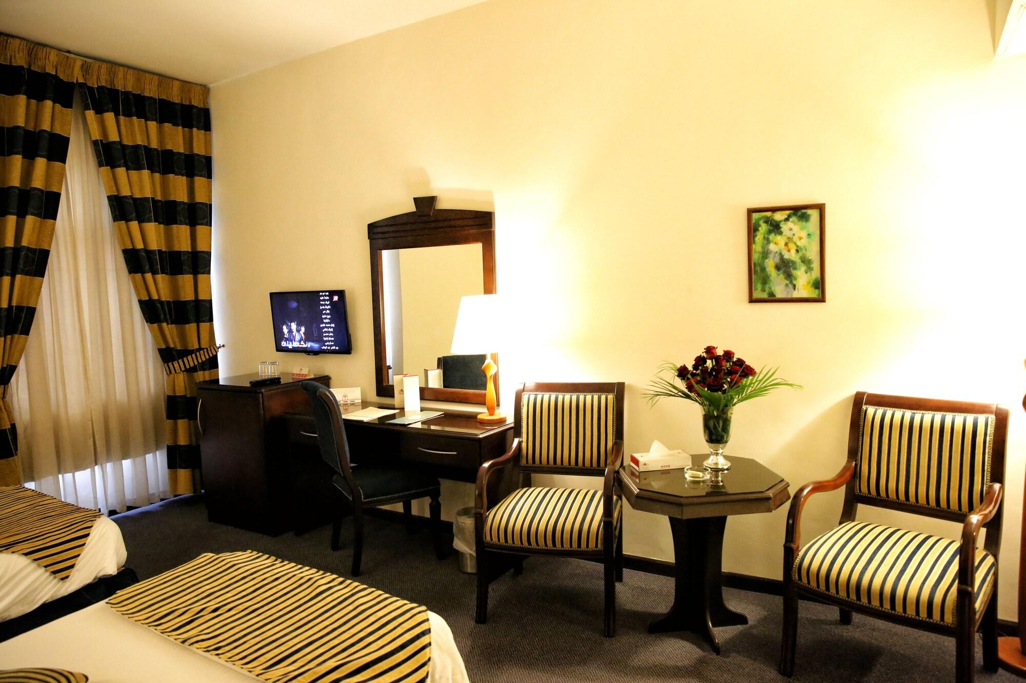 Al Fanar Palace Hotel And Suites Ammán Kültér fotó