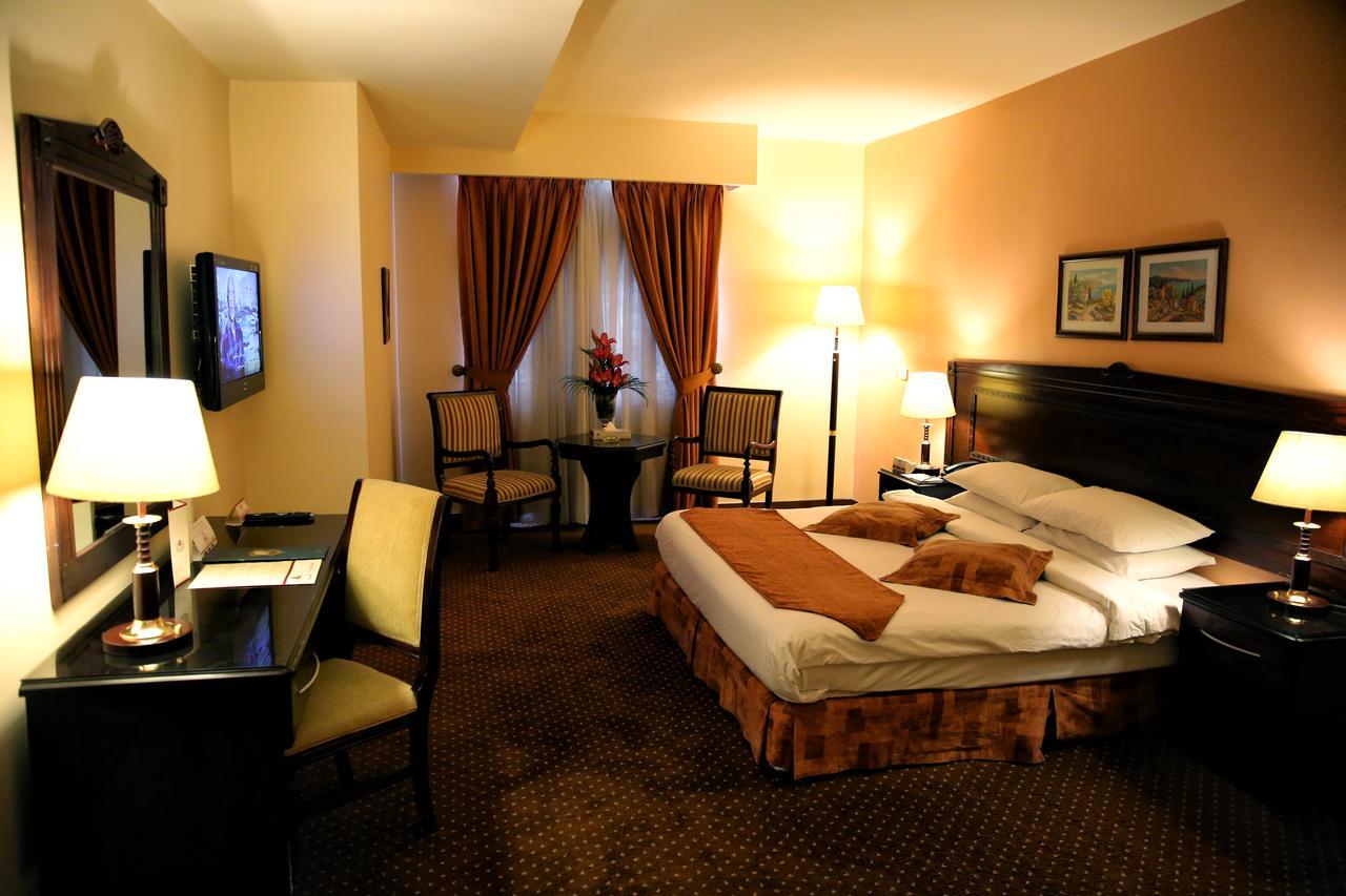 Al Fanar Palace Hotel And Suites Ammán Kültér fotó