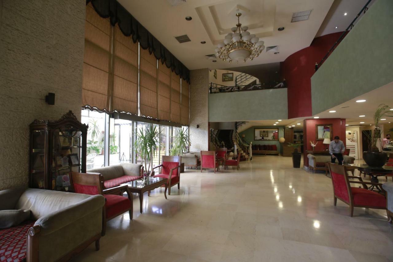 Al Fanar Palace Hotel And Suites Ammán Kültér fotó